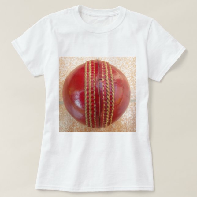Crimson Stitch Focus: Close of Cricket's Heart Tee (Design framsida)
