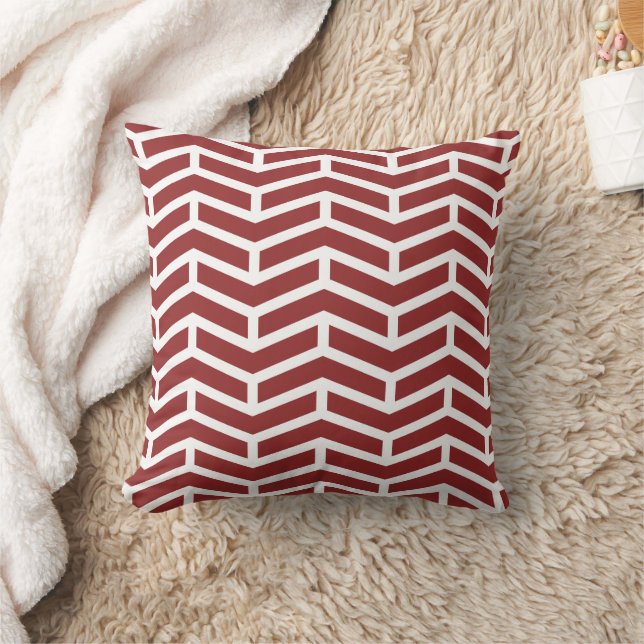 Crisp Vass OppArrows Chevron Red White Kudde (Filt)