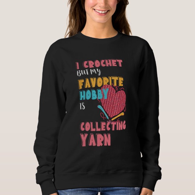Crocheting Collecting Yarn Crochet Quilting Croche T Shirt (Framsida)