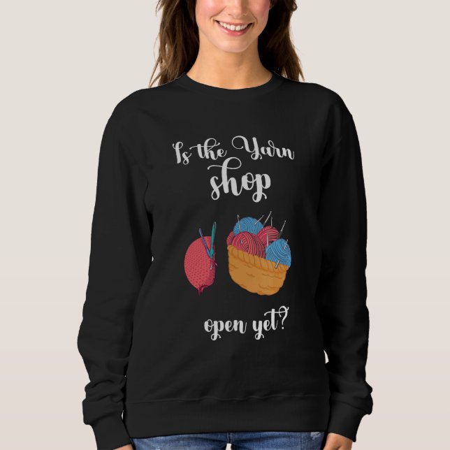 Crocheting Is The Shop Open Crocheter Knitter Quil T Shirt (Framsida)