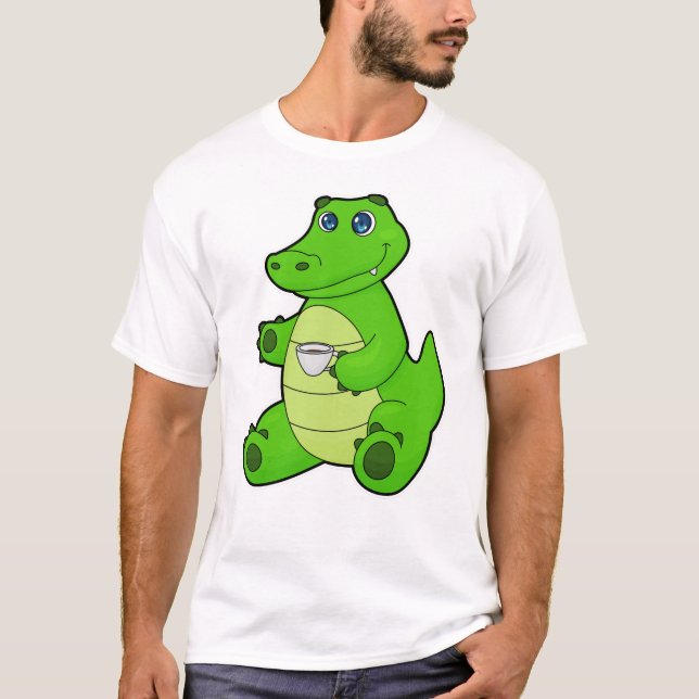 Crocodile with Cup of Coffee T Shirt (Framsida)