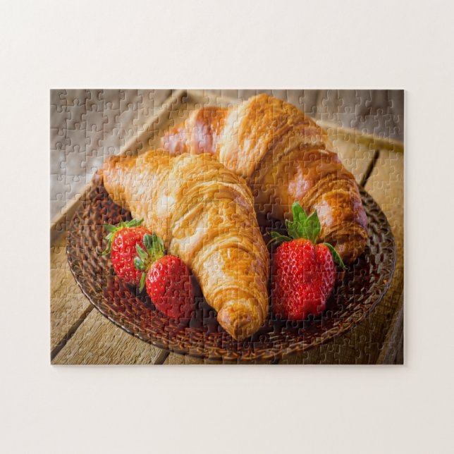 Croissants With Strawbär Jigszle Puzzle Pussel (Horisontell)
