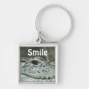 Crokodile Smile Keychain Fyrkantig Silverfärgad Nyckelring