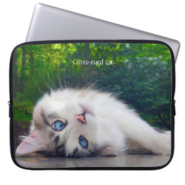 Cross-Eyed Cat Laptop Fodral