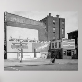 Crosstown Auto Supply, 1920. Gammalt foto Poster