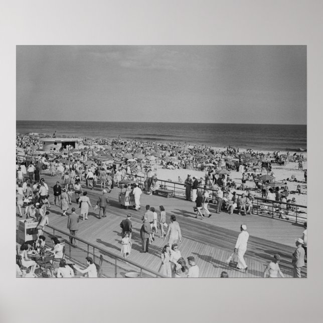 Crowd på Beach Poster (Framsidan)