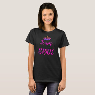 Crown Team Brud Rosa Lila Redo Nästa Dryck T Shirt