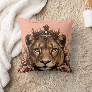 Crowned Lioness Empowerment Kudde