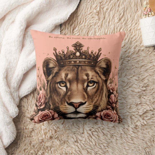 Crowned Lioness Empowerment  Kudde (Filt)