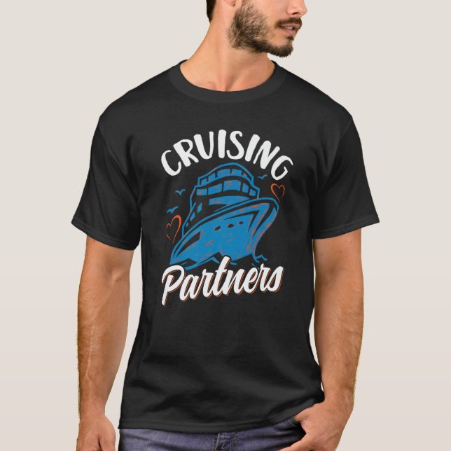 Cruise Ship Friends Vacay Cruising Partners T Shirt (Framsida)