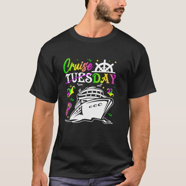 Cruiseday Mardi Gras Celebrations Parade Boat Fat  T Shirt (Framsida)