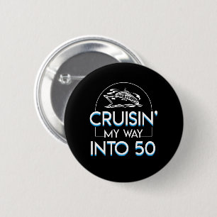 Cruisin långt in i 50th kryssa omkring för knapp
