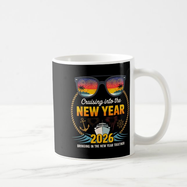 Cruising Into 2026 New Years Eve Matching Family C Kaffemugg (Höger)