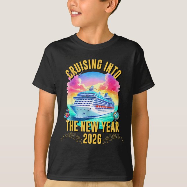 Cruising Into The New Year 2026 Ocean Lover  T Shirt (Framsida)