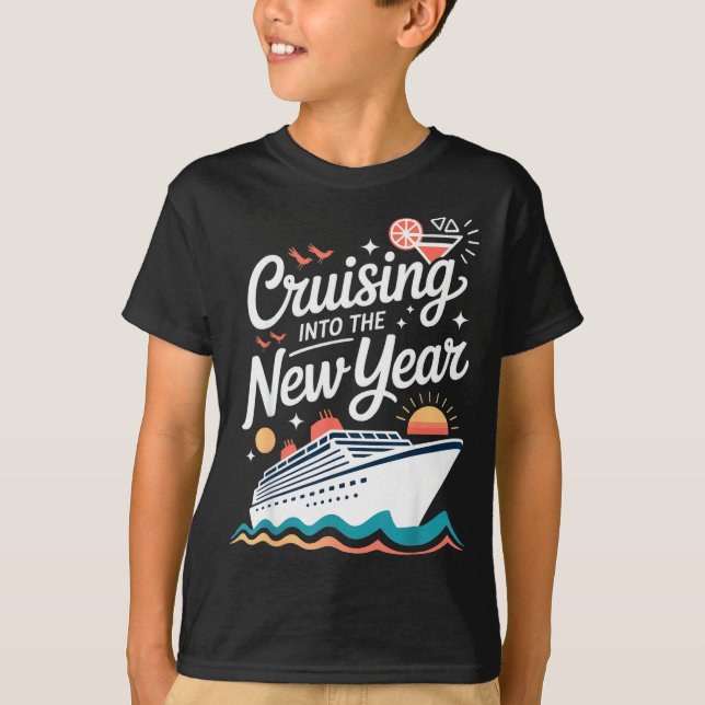 Cruising Into The New Year Cruise Party Sunset Oce T Shirt (Framsida)