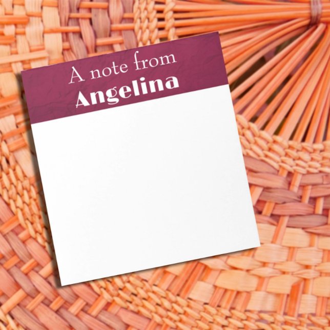 Crumpled dark-burgundy paper name anteckningsblock (Crumpled dark-burgundy paper name notepad.)