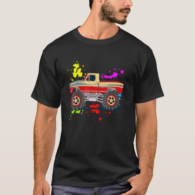 Crusher Trucks 4x4 Short Bed Bump Side Pickup Truc T Shirt (Framsida)