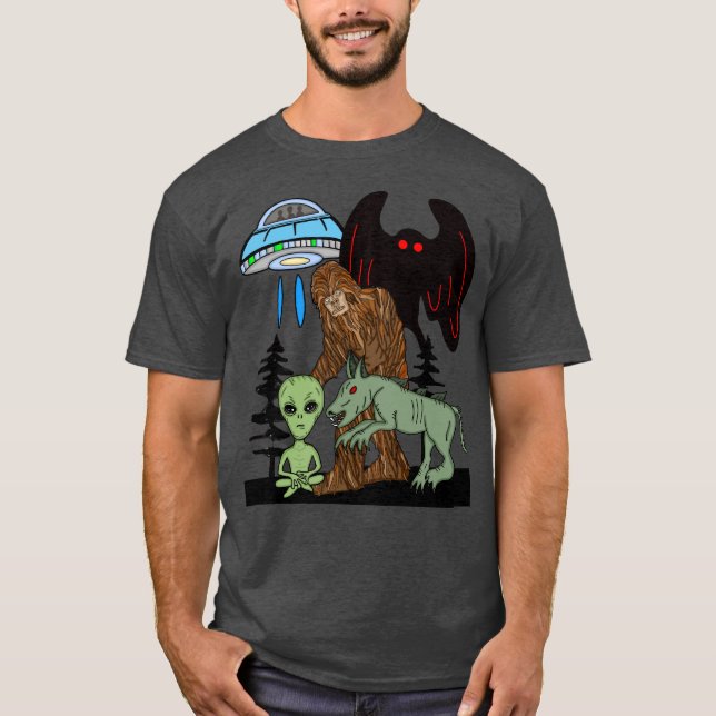 Cryptid Big Foot Alien Mothman UFO Chupacabra T Shirt (Framsida)