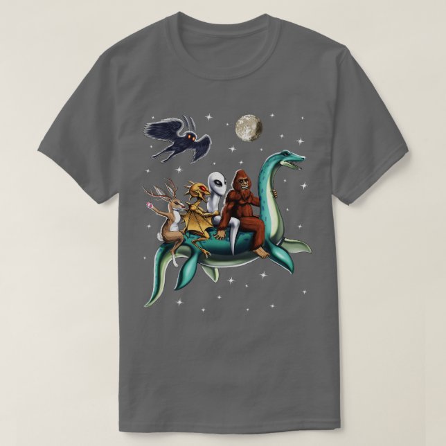 Cryptid Creatures T Shirt (Design framsida)