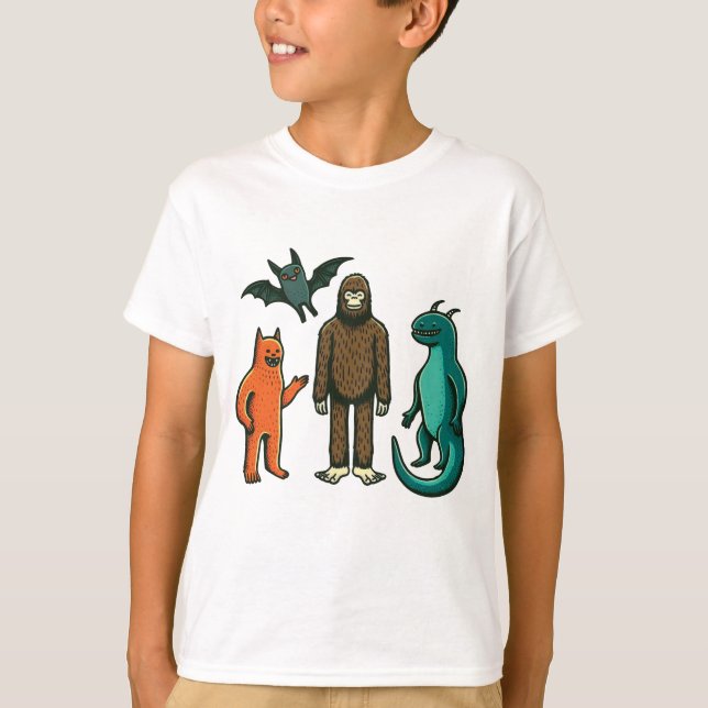 Cryptid Friends: Bigfoot, Chupacabra, Nessie, Drac T Shirt (Framsida)