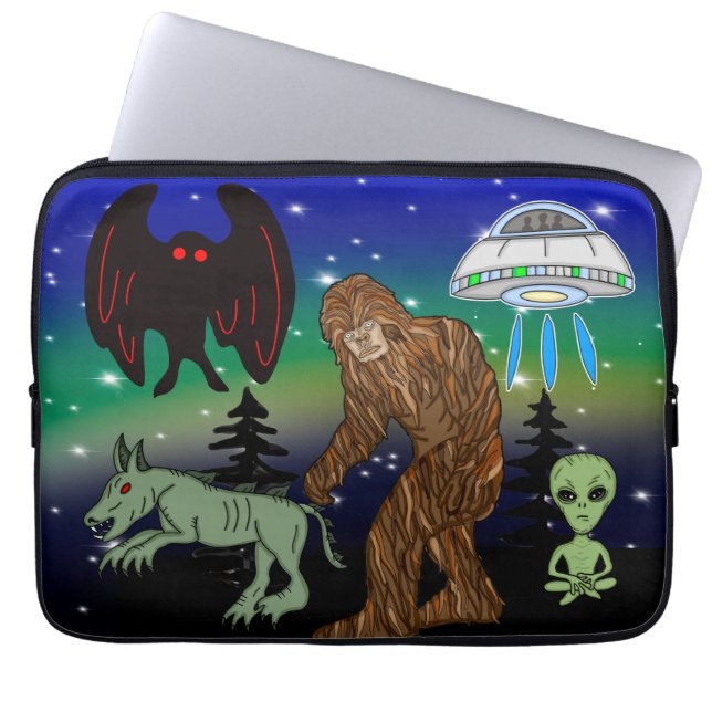 Cryptid, UFO, Big Foot, Chupacabra, Alien Mothman Laptop Fodral (Framsidan)