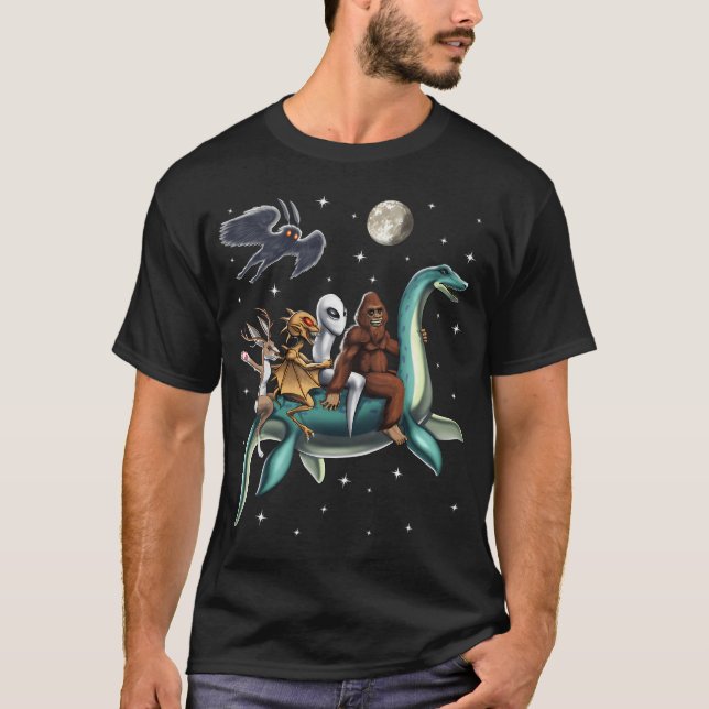Cryptids resa t shirt (Framsida)