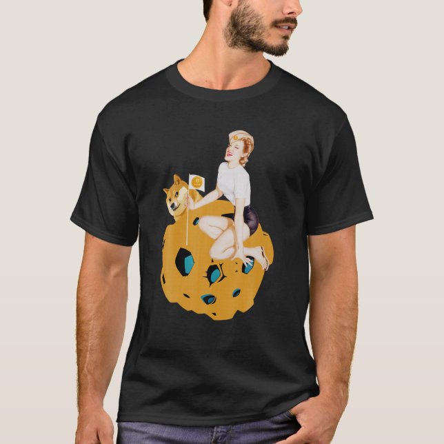 Cryptocurrency Pin-Up Girl Höddogecoin Doge C T Shirt (Framsida)