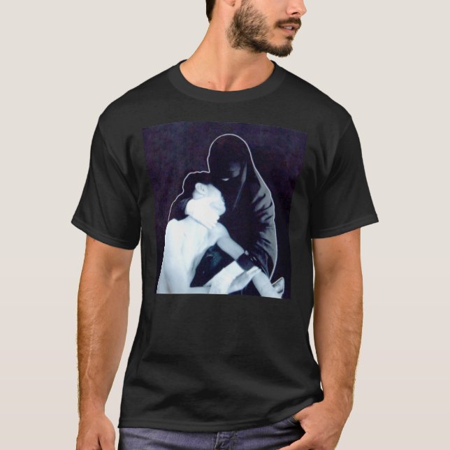 Crystal Castles III Cover Art Essential T-Shirt (Framsida)