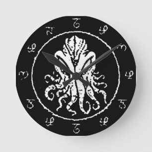 Cthulhu runda rund klocka