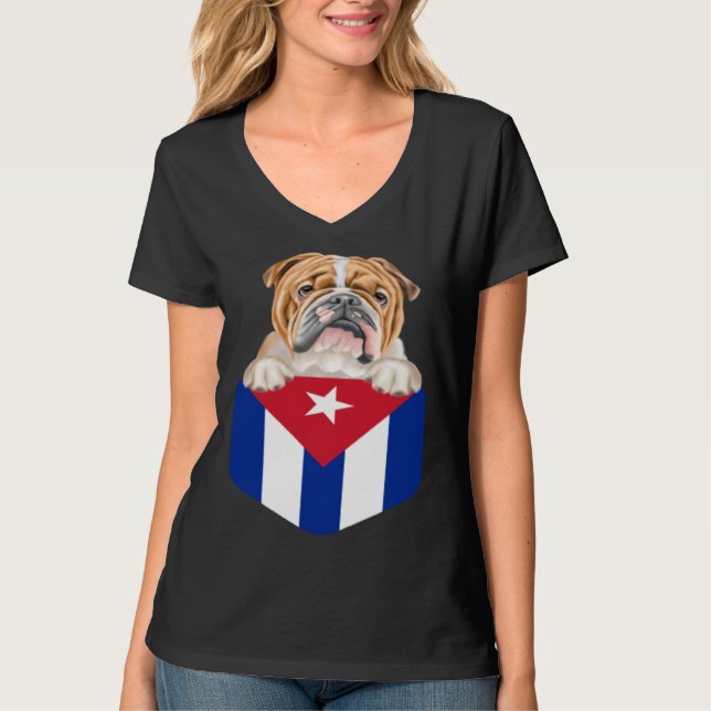 Cuba Flag Bulldog Dog In Pocket T Shirt (Framsida)