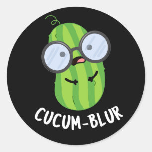Cucum blur Funny Veggie Cucumber Pun Mörk BG Runt Klistermärke