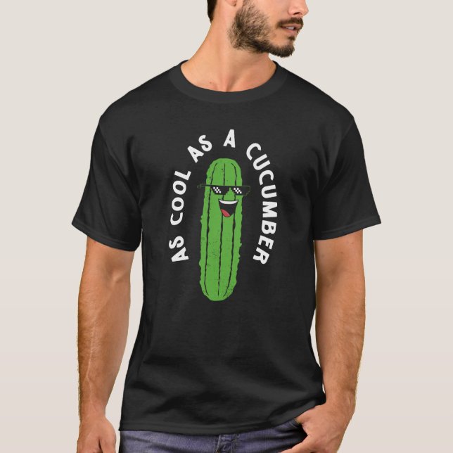 Cucumber In Sunglasses As Cool As A Cucumber Veget T Shirt (Framsida)