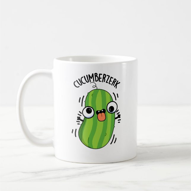 Cucumberzerk Funny Berzerk Cucumber Pun Kaffemugg (Vänster)