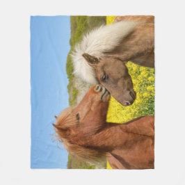 Cuddle de Cute Islands Horses Cuddle i Vår - Fleecefilt