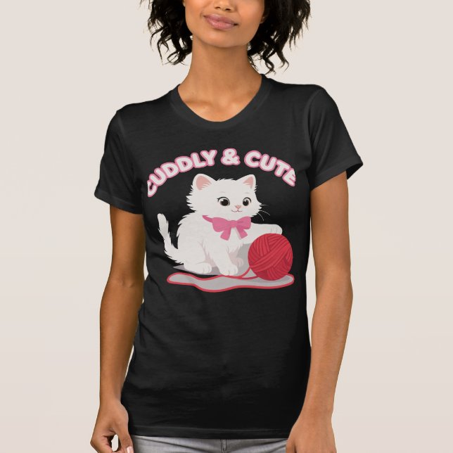 Cuddly & Cute T-Shirt (Framsida)