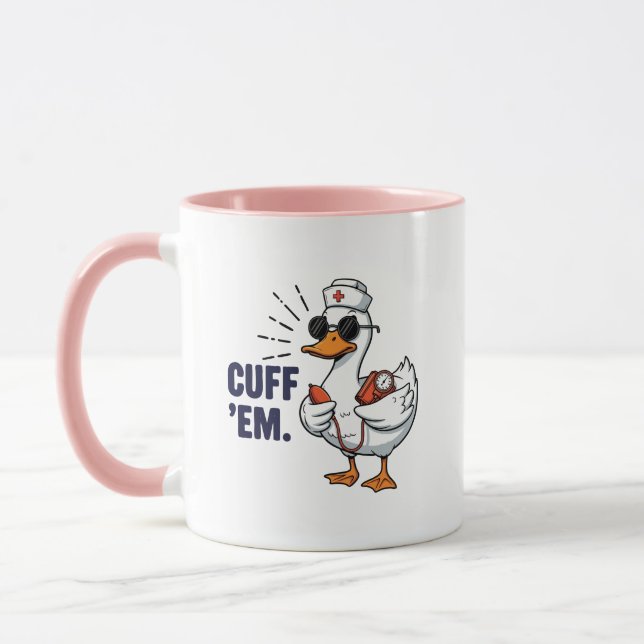 Cuff 'Em Goose Nurse Funny Silly Goose Nurse Mugg (Vänster)