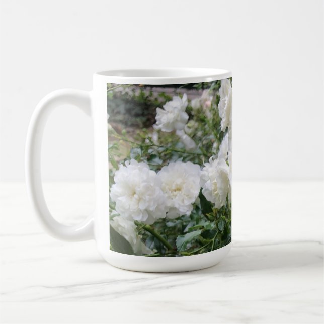 Cup with white antique roses kaffemugg (Vänster)