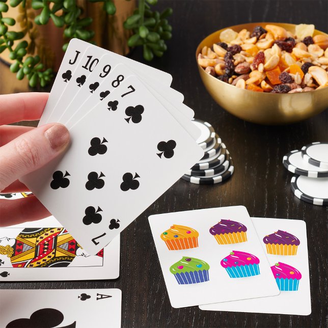 Cupcake-set med färgglada dekorationer för ljusa d casinokort (Skapare uppladdad)