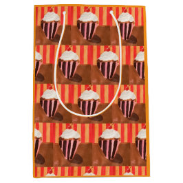 Cupcake with Vanilla Frosting