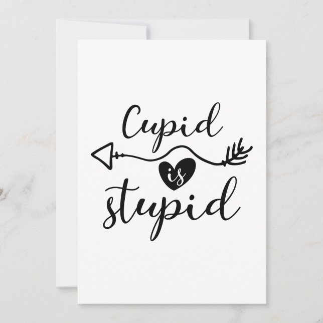 Cupid är ett stadigt Sarcastic Valentine Day Card Julkort (Framsida)