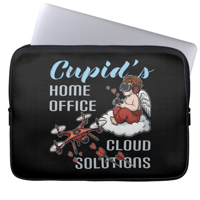 Cupid’s Home Office, Drone Valentine’s Day Laptop Fodral (Framsidan)