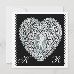 CUPID SNÖRE HEART MONOGRAM MEDDELANDE