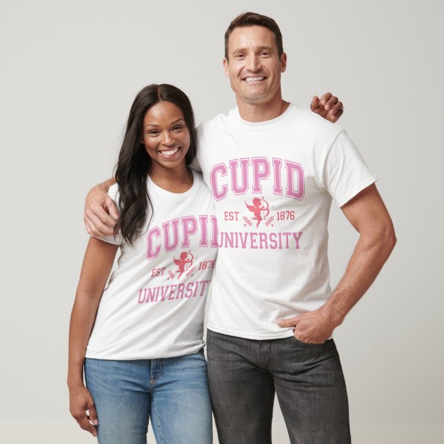 Cupid Universiteten Valentine Gift T Shirt (Unisex)