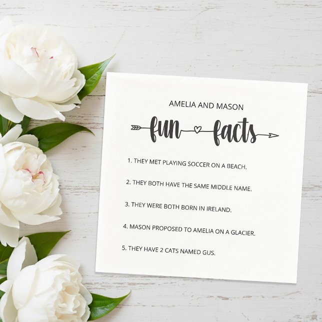 Cupid's Arrow Script Minimal Roliga Fakta Bröllop Pappersservett (Cupid's Arrow Script Minimal Fun Facts Wedding Napkins)