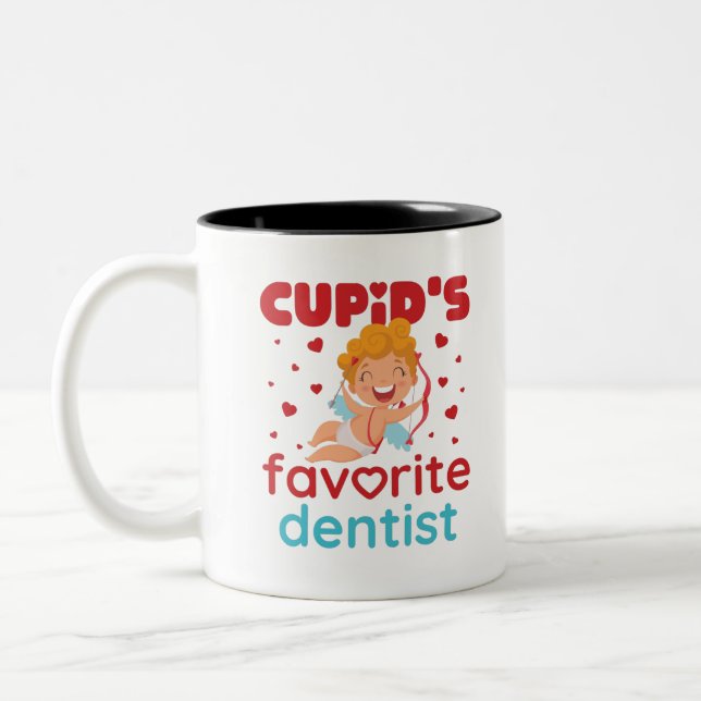 Cupid's Favorite Dentist Valentine's Day Två-Tonad Mugg (Vänster)