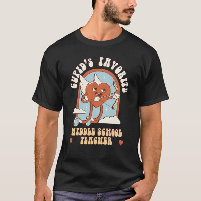 Cupid's Favorite Middle School Teacher Teacher Cut T Shirt (Framsida)