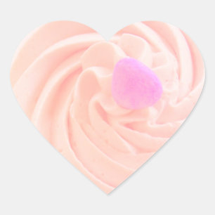 Cuptårta rosa frostning av godishjärta söt hjärtformat klistermärke