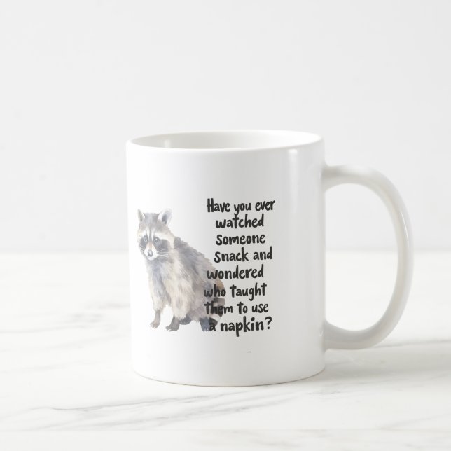 Curious Raccoon with Funny Snacking Quote Art Prin Kaffemugg (Höger)