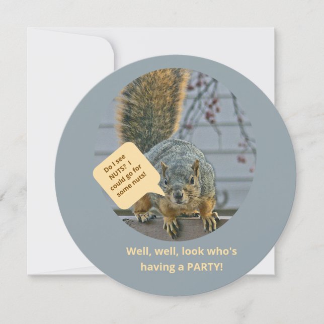 CURIOUS SQUIRREL ON FENCE LOOKING INTO HOUSE INBJUDNINGAR (Framsida)