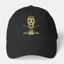 Curling Dödskalle & Kvastar Jolly Roger